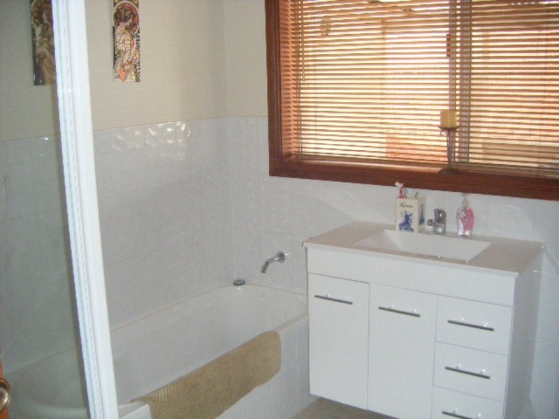 48 Enfield Avenue, Lithgow NSW 2790
