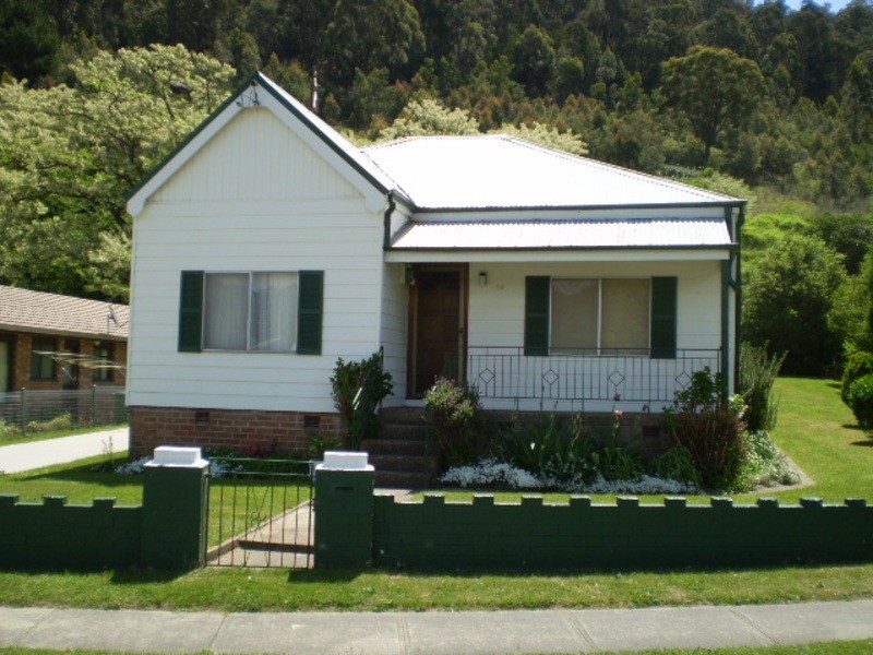 56 Macauley Street, Lithgow NSW 2790