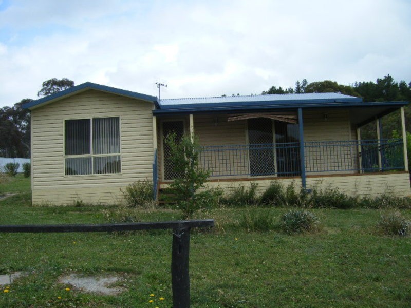 6 Creek Street, Portland NSW 2847