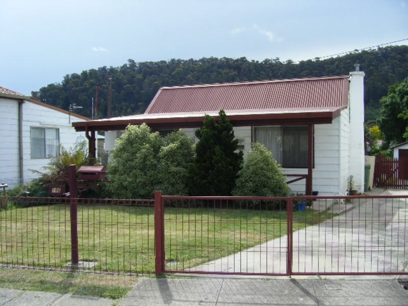 180 Inch Street, Lithgow NSW 2790