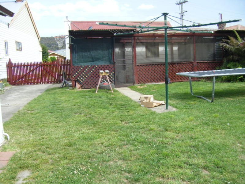 180 Inch Street, Lithgow NSW 2790