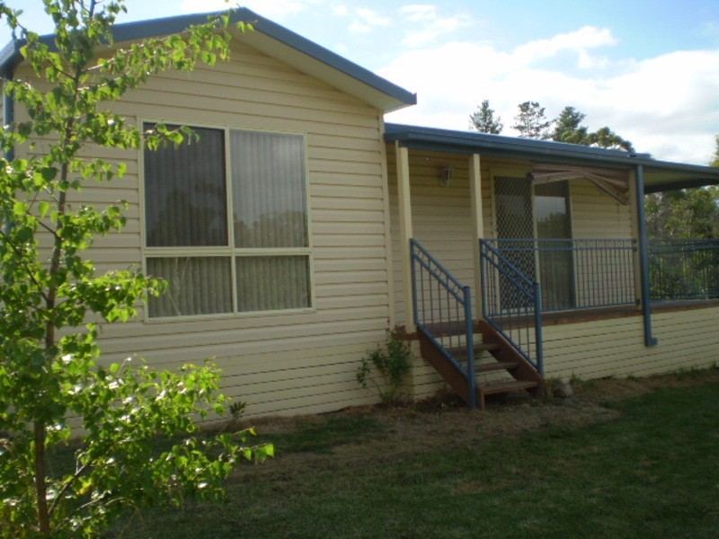 “Paloma” Creek Street, Portland NSW 2847