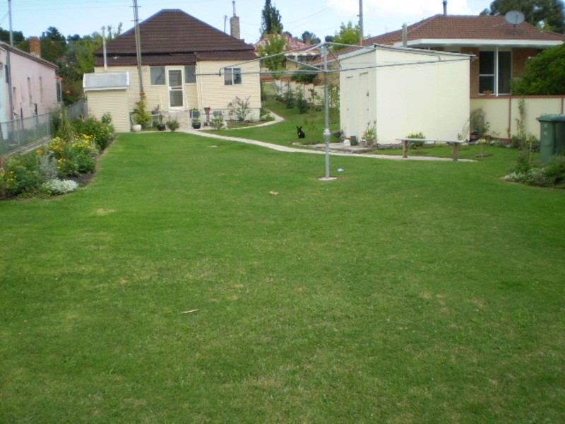 12 Bate Street, Portland NSW 2847