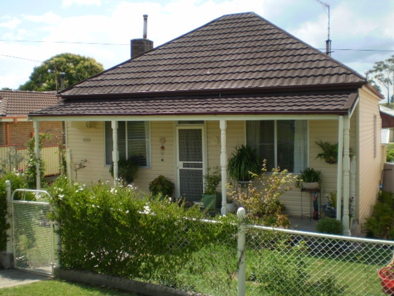 12 Bate Street, Portland NSW 2847