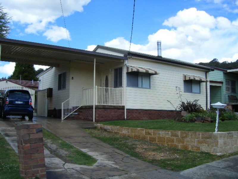 8 Wentworth Street, Lithgow NSW 2790