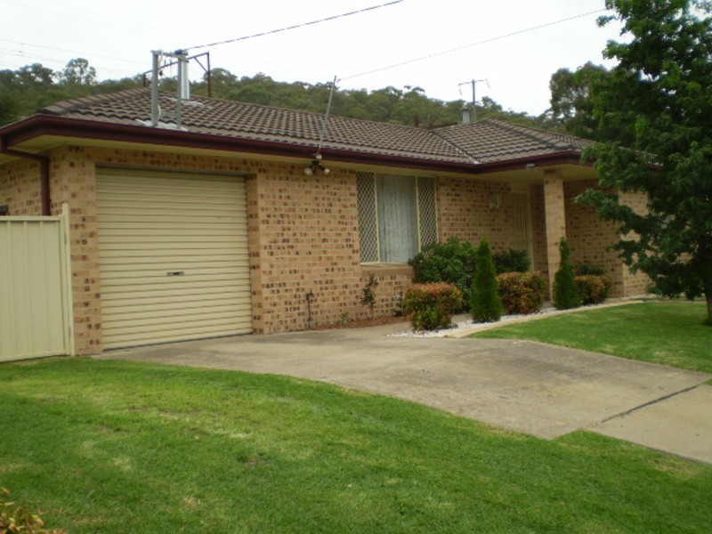 5 Bells Road, Lithgow NSW 2790