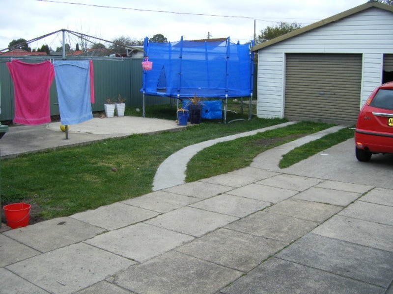 68 Rifle Parade, Lithgow NSW 2790