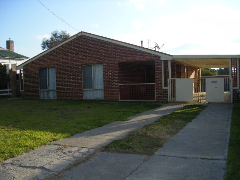 11 Oxley Street, Wallerawang NSW 2845