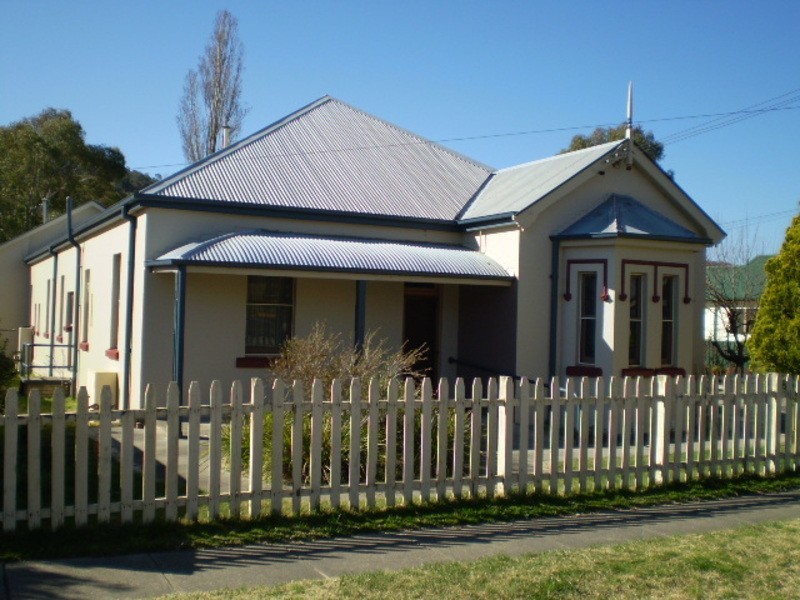 26 Read Avenue, Lithgow NSW 2790
