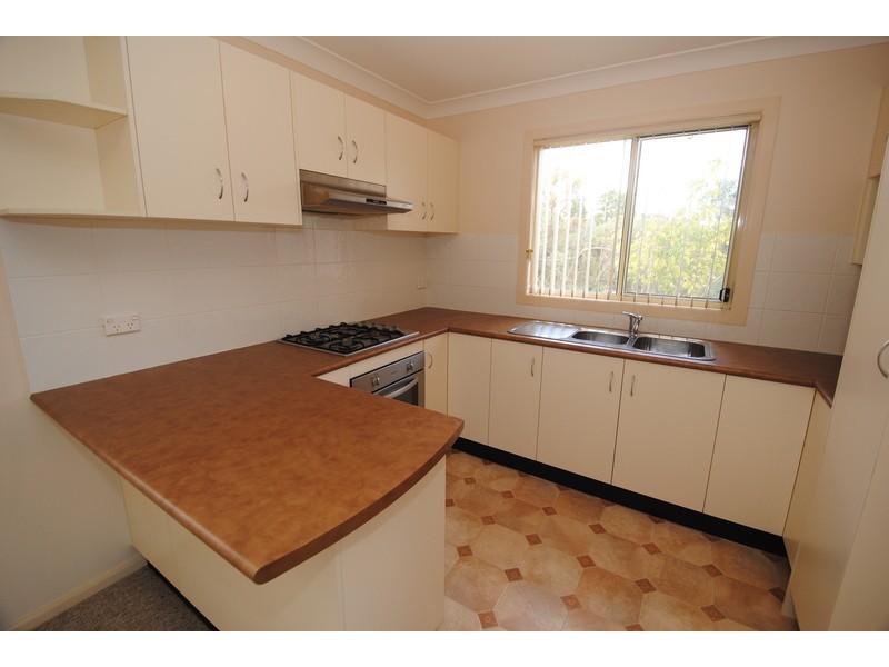 6 Creek Street, Portland NSW 2847