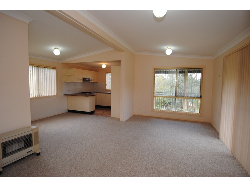 6 Creek Street, Portland NSW 2847