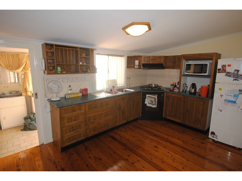 180 Inch Street, Lithgow NSW 2790