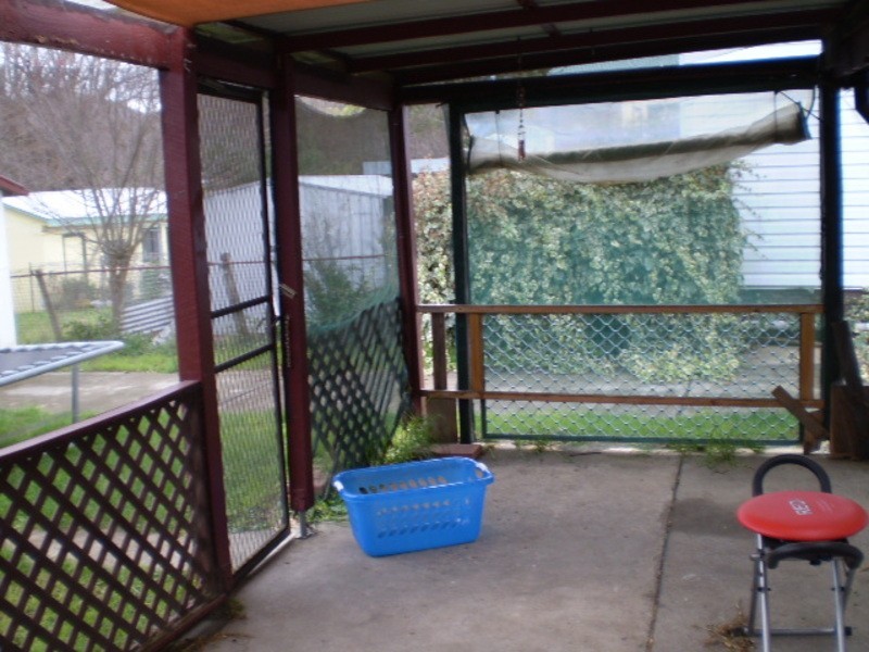 180 Inch Street, Lithgow NSW 2790