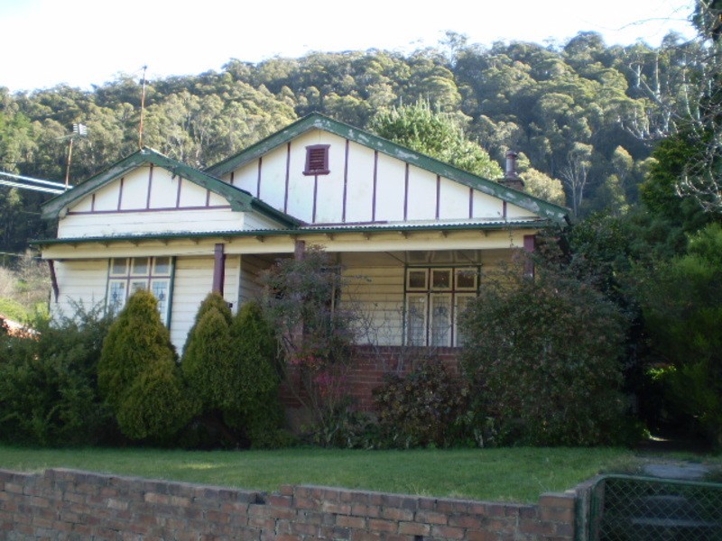 134 Macauley Street, Lithgow NSW 2790