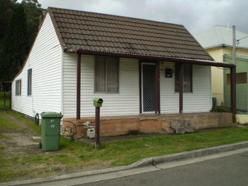 27 Ramsay Street, Lithgow NSW 2790