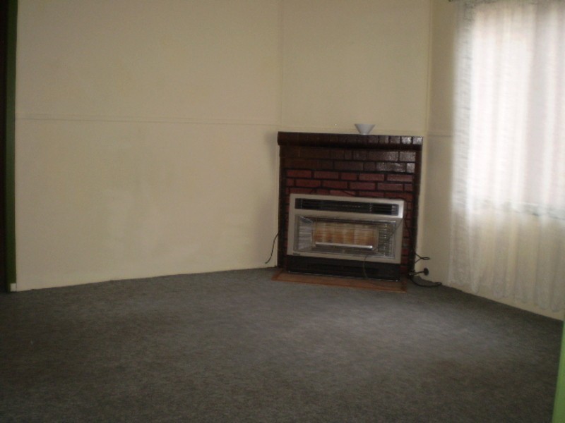 27 Ramsay Street, Lithgow NSW 2790