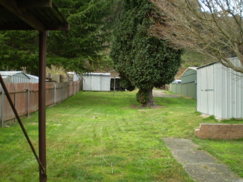 27 Ramsay Street, Lithgow NSW 2790