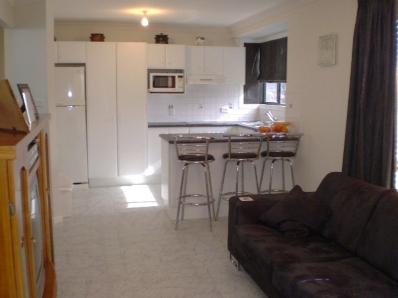 4 Claret Ash Avenue, Lithgow NSW 2790