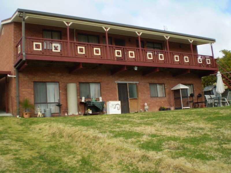 8 Green Street, Portland NSW 2847