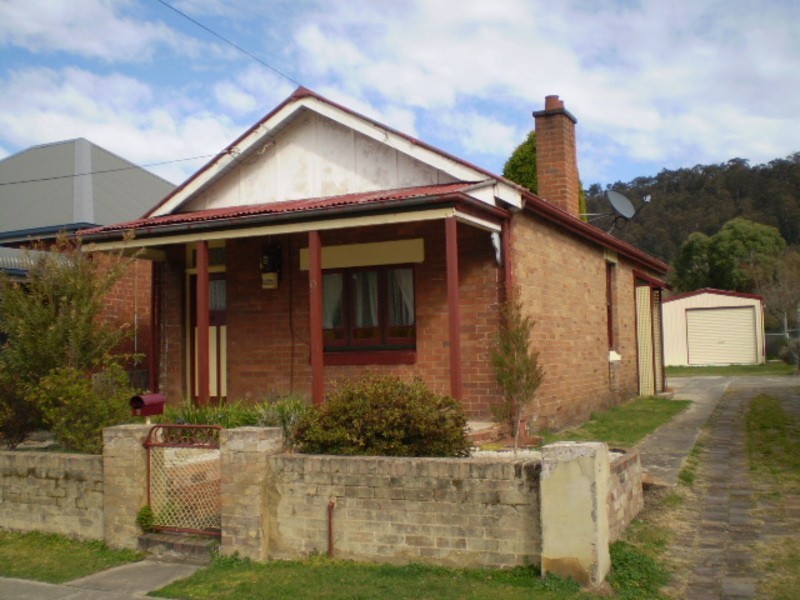 9 Atkinson Street, Lithgow NSW 2790