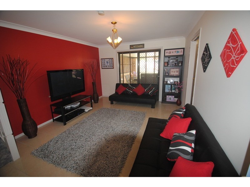 8 Amber Grove, Lithgow NSW 2790