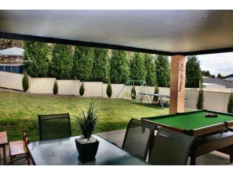 8 Amber Grove, Lithgow NSW 2790