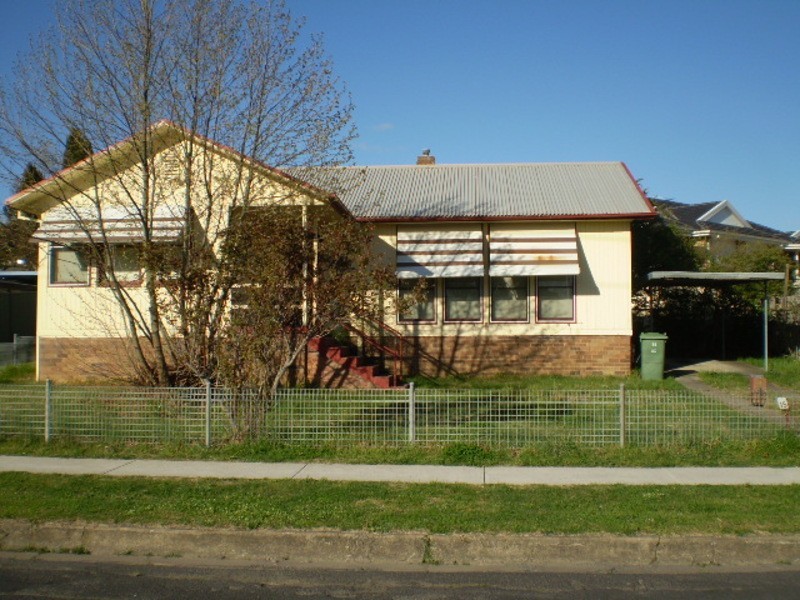 15 Sandford Avenue, Lithgow NSW 2790