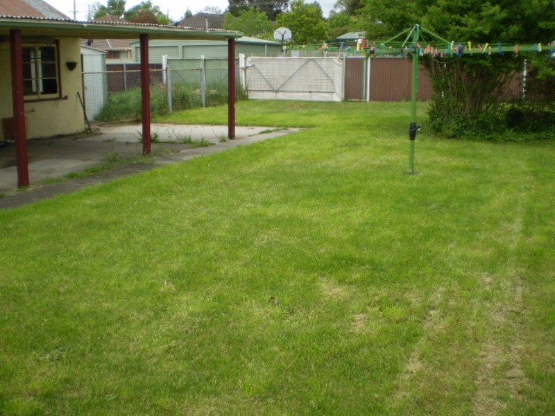 73 Rifle Parade, Lithgow NSW 2790