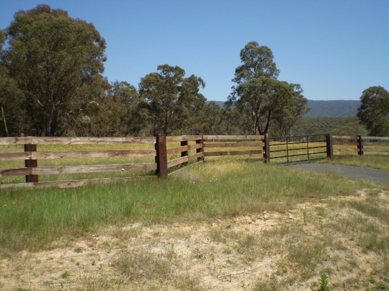 25 River Lett Close, Hartley NSW 2790