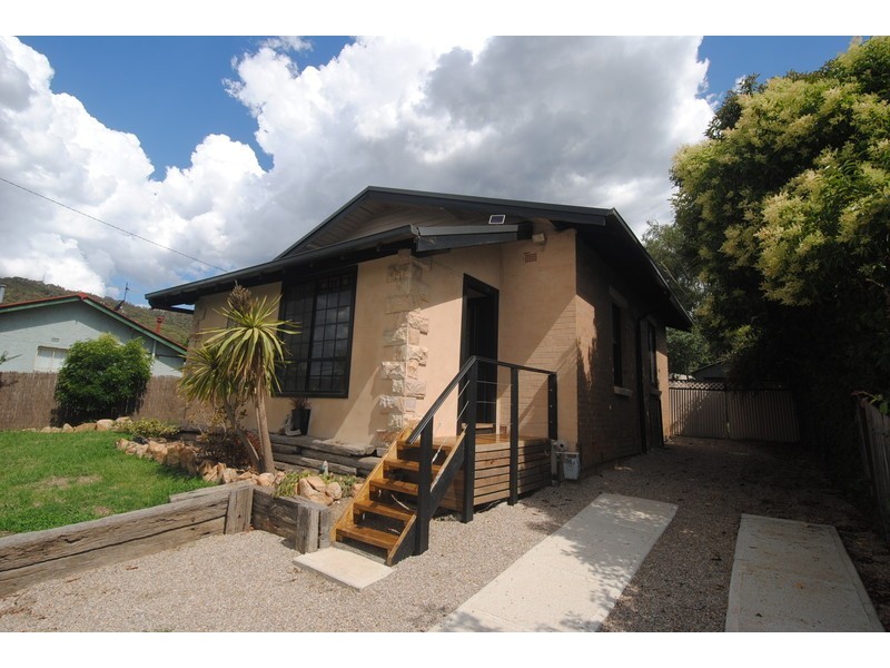 12 Lone Pine Avenue, Lithgow NSW 2790