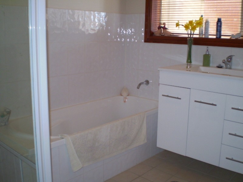 48 Enfield Avenue, Lithgow NSW 2790