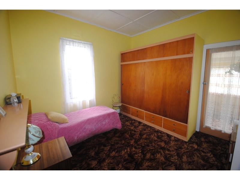 9 Lone Pine Avenue, Lithgow NSW 2790