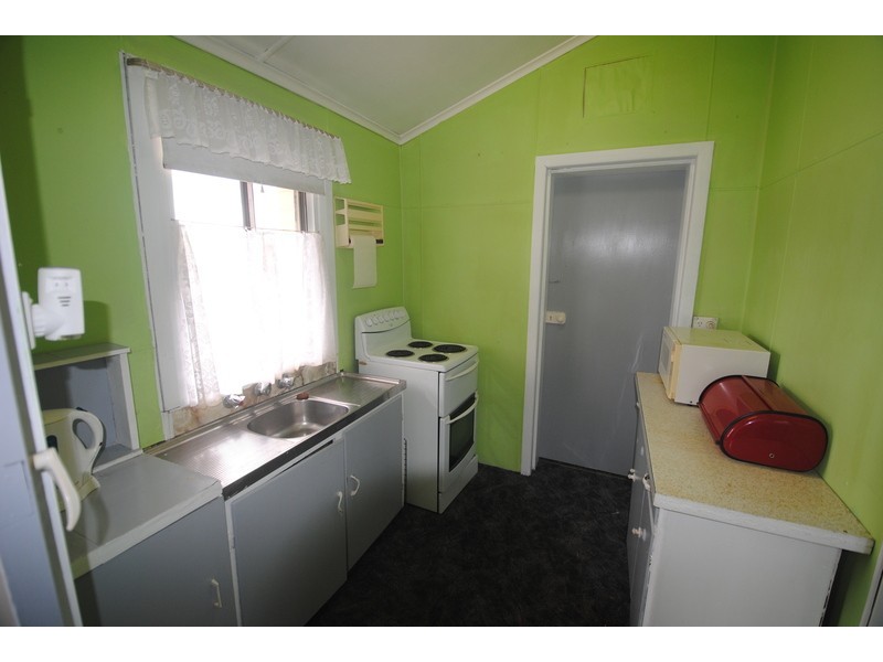 9 Lone Pine Avenue, Lithgow NSW 2790