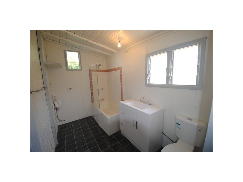 206 Inch Street, Lithgow NSW 2790