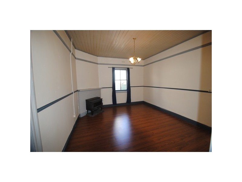 206 Inch Street, Lithgow NSW 2790