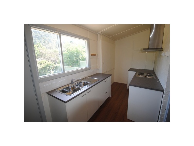 206 Inch Street, Lithgow NSW 2790