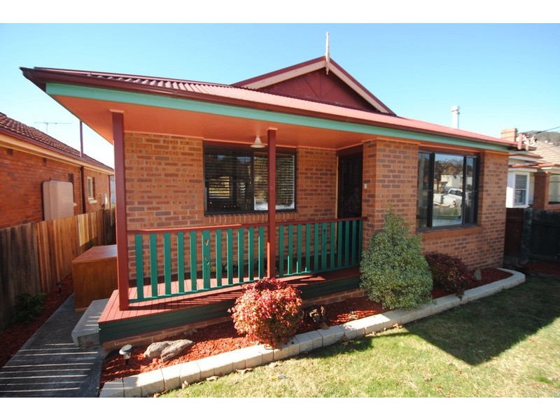 39 Academy Street, Lithgow NSW 2790