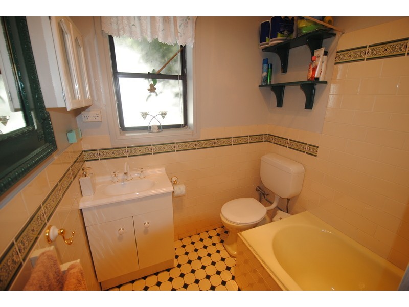 39 Academy Street, Lithgow NSW 2790