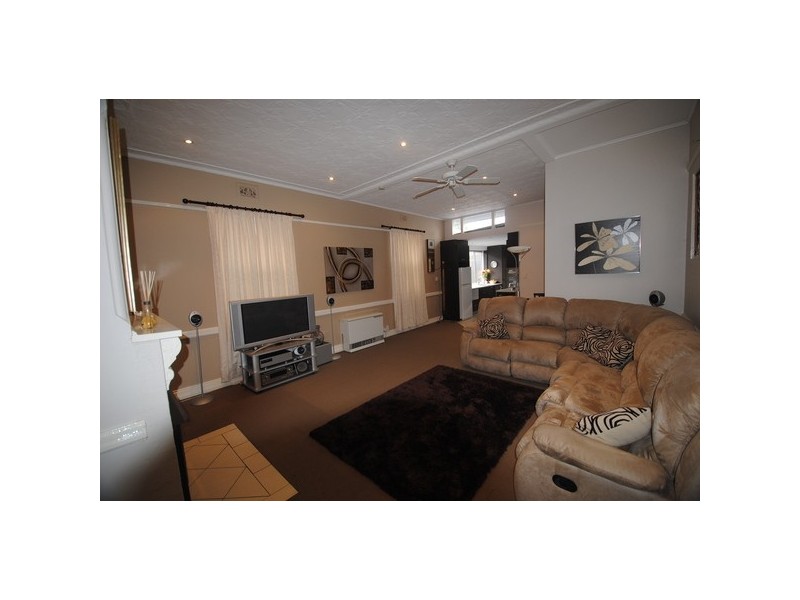 39 Ferro Street, Lithgow NSW 2790