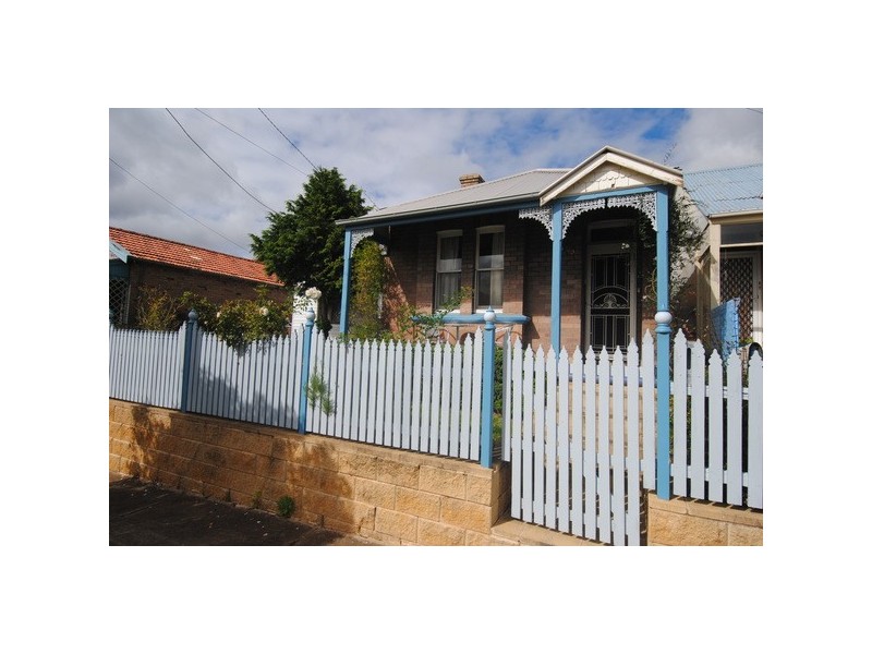 39 Ferro Street, Lithgow NSW 2790