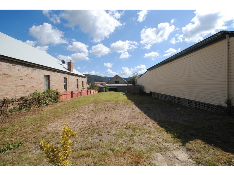 8 Lett Street, Lithgow NSW 2790