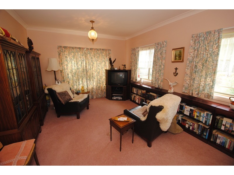 233 Cullen Bullen Road, Portland NSW 2847