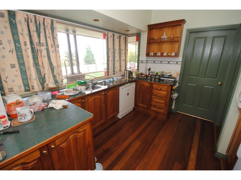 233 Cullen Bullen Road, Portland NSW 2847