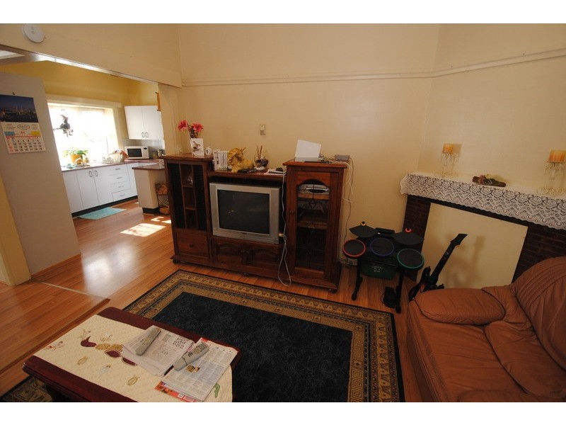 170 Inch Street, Lithgow NSW 2790