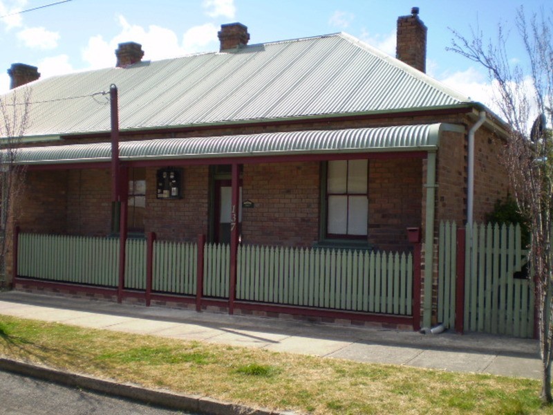 137 Hassans Walls Road, Lithgow NSW 2790