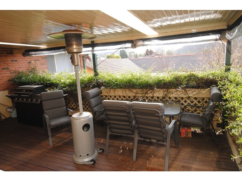 13 Chivers Close, Lithgow NSW 2790