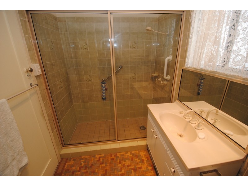 28 Rifle Parade, Lithgow NSW 2790