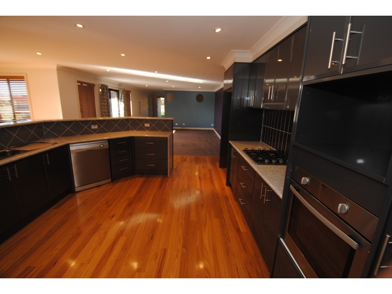 15 Kirkley Street, Lithgow NSW 2790