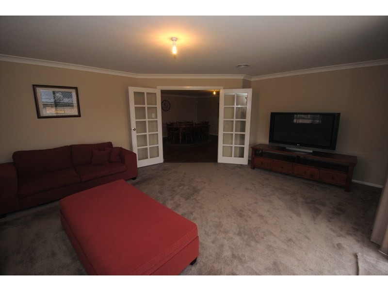 8 Robertson Street, Lithgow NSW 2790