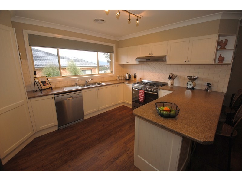 8 Robertson Street, Lithgow NSW 2790